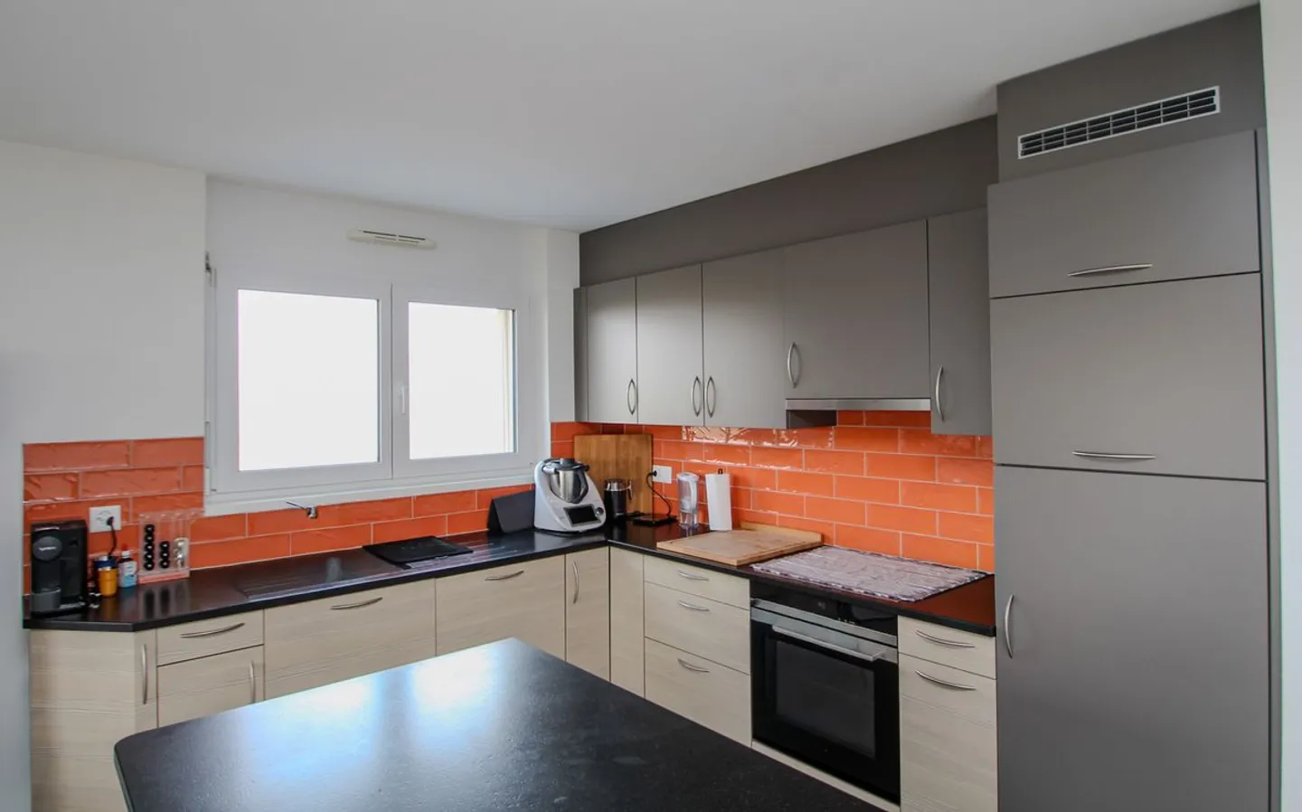 Appartement moderne avec grand balcon - Photo 5 sur 8