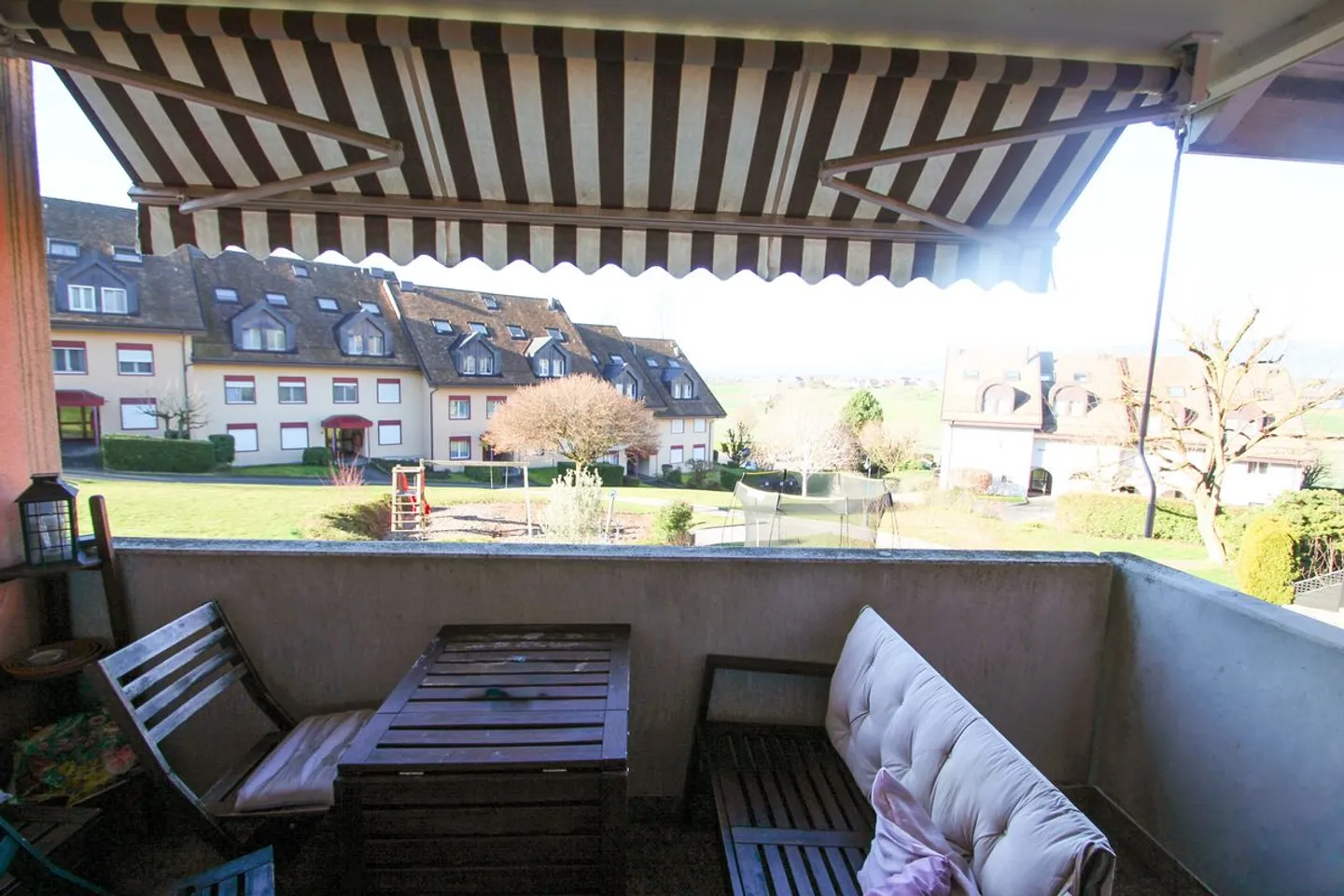 Charming 3.5-room apartment with balcony - 1st floor - Photo 3 of 7