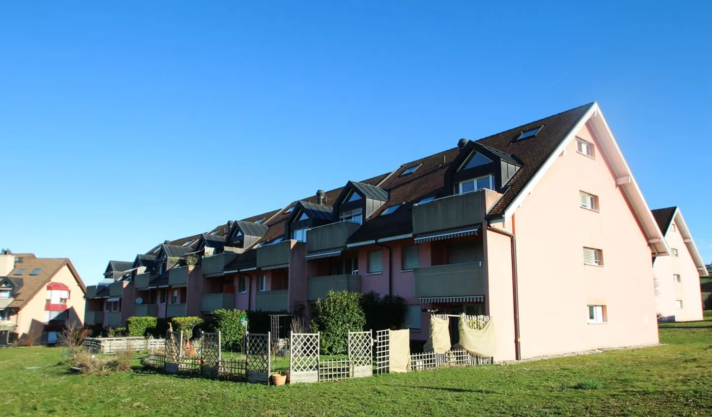 Appartement Charmant avec Balcon - Photo 3 sur 7
