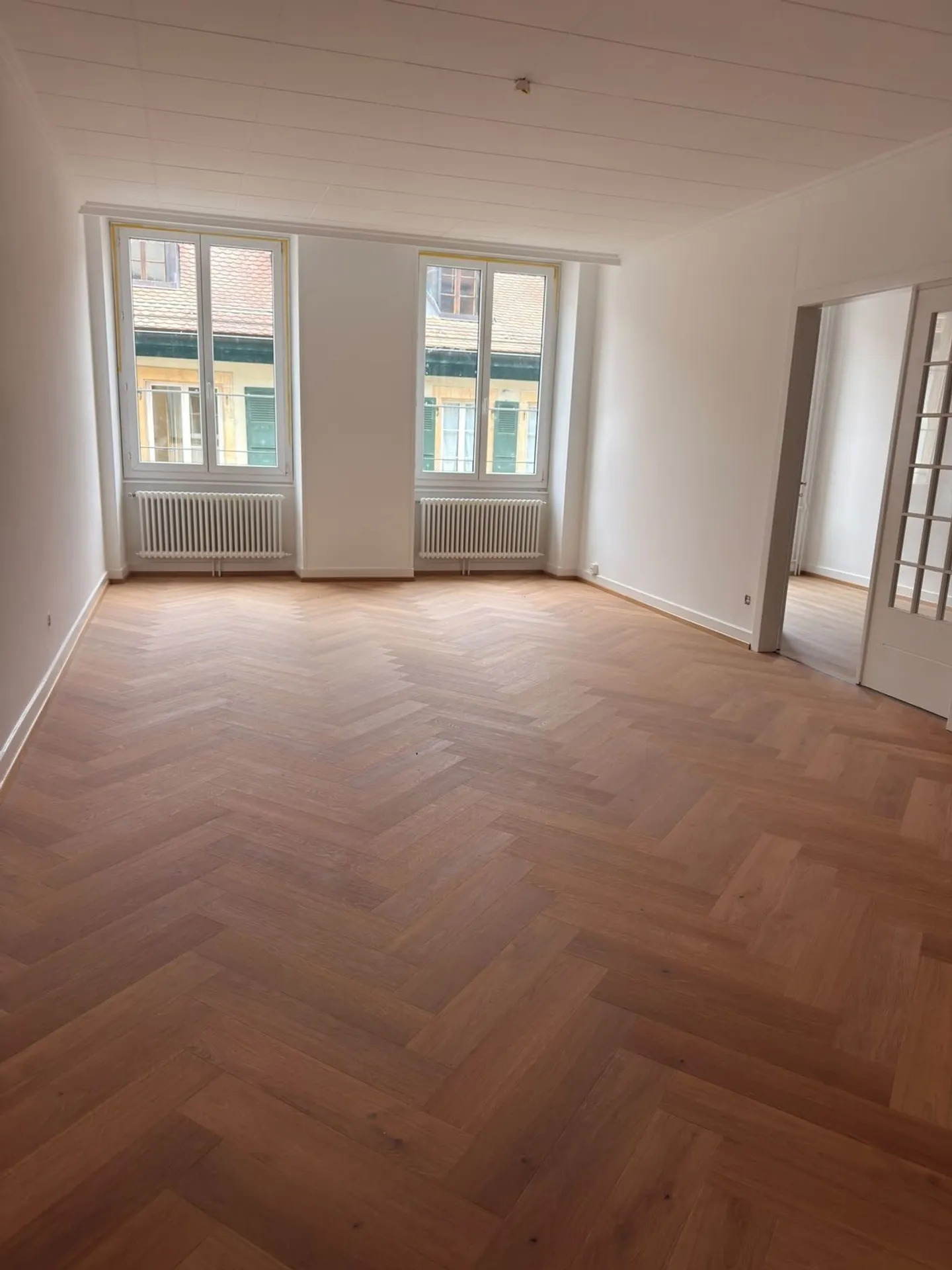 Spacieux appartement de 3.5 pièces au 2ème étage entièrement rénové - Foto 3 di 4