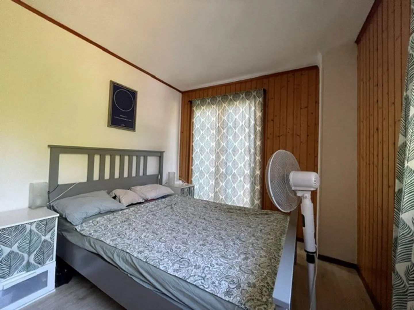 Pretty little adjoining house - Photo 4 of 5