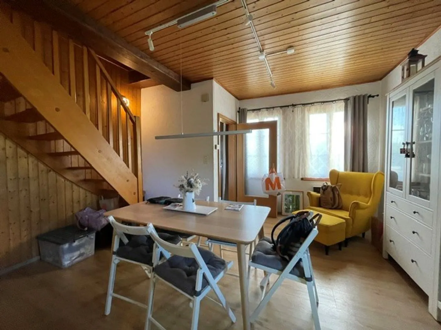 Pretty little adjoining house - Photo 3 of 5