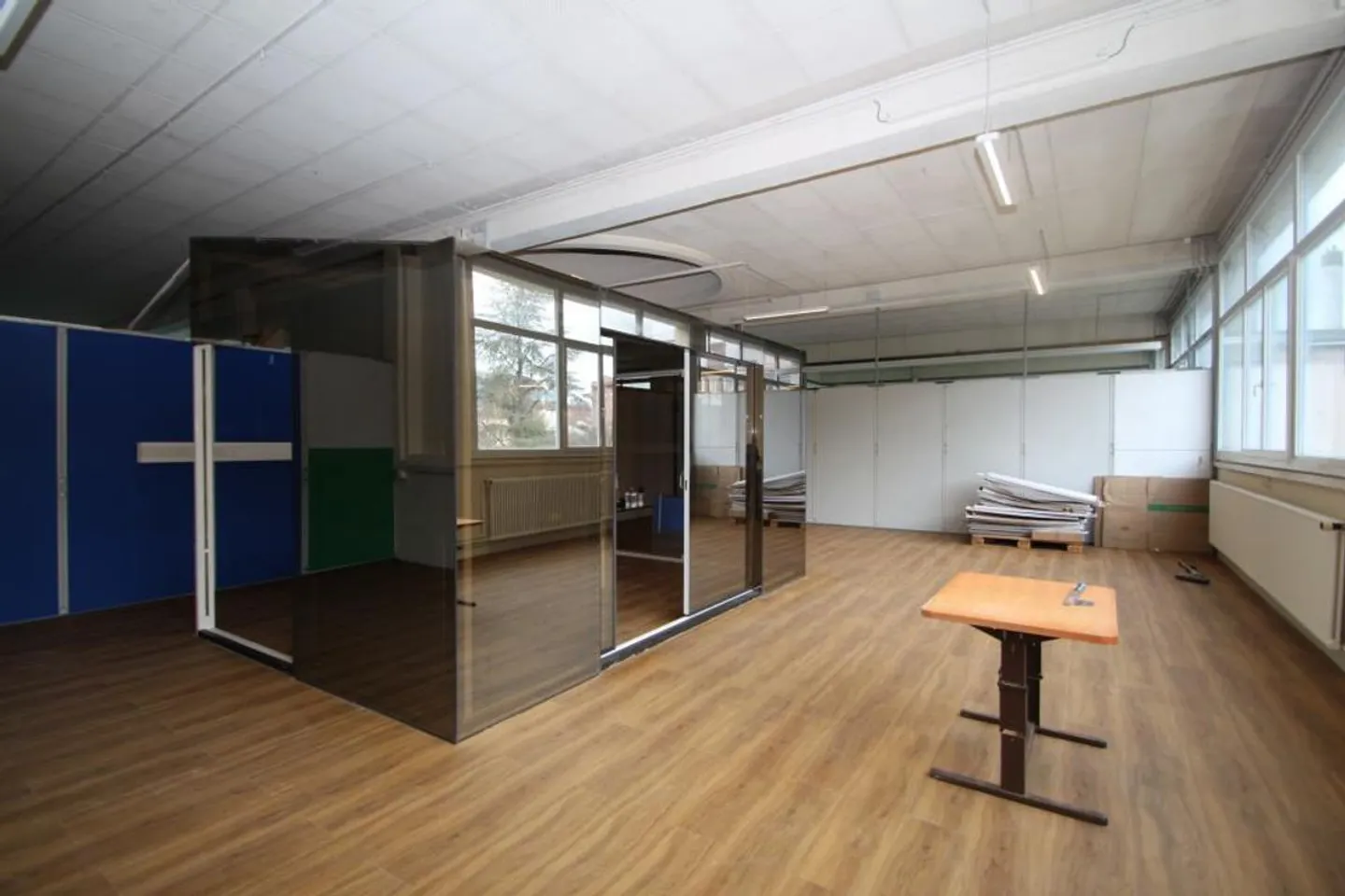 Eclépens village - office - commercial space of 80 m2 - Photo 2 of 2