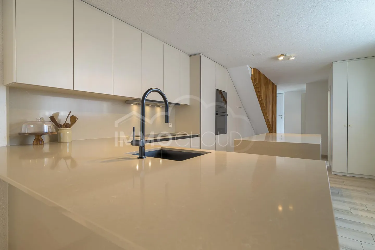 Duplex with terrace - Photo 9 of 13