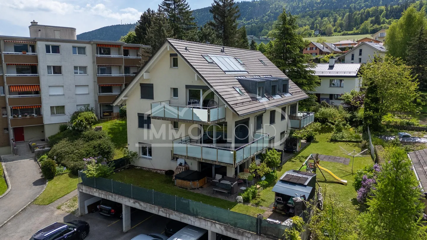 Spacieux 4,5 pièces avec balcon - Photo 12 sur 13
