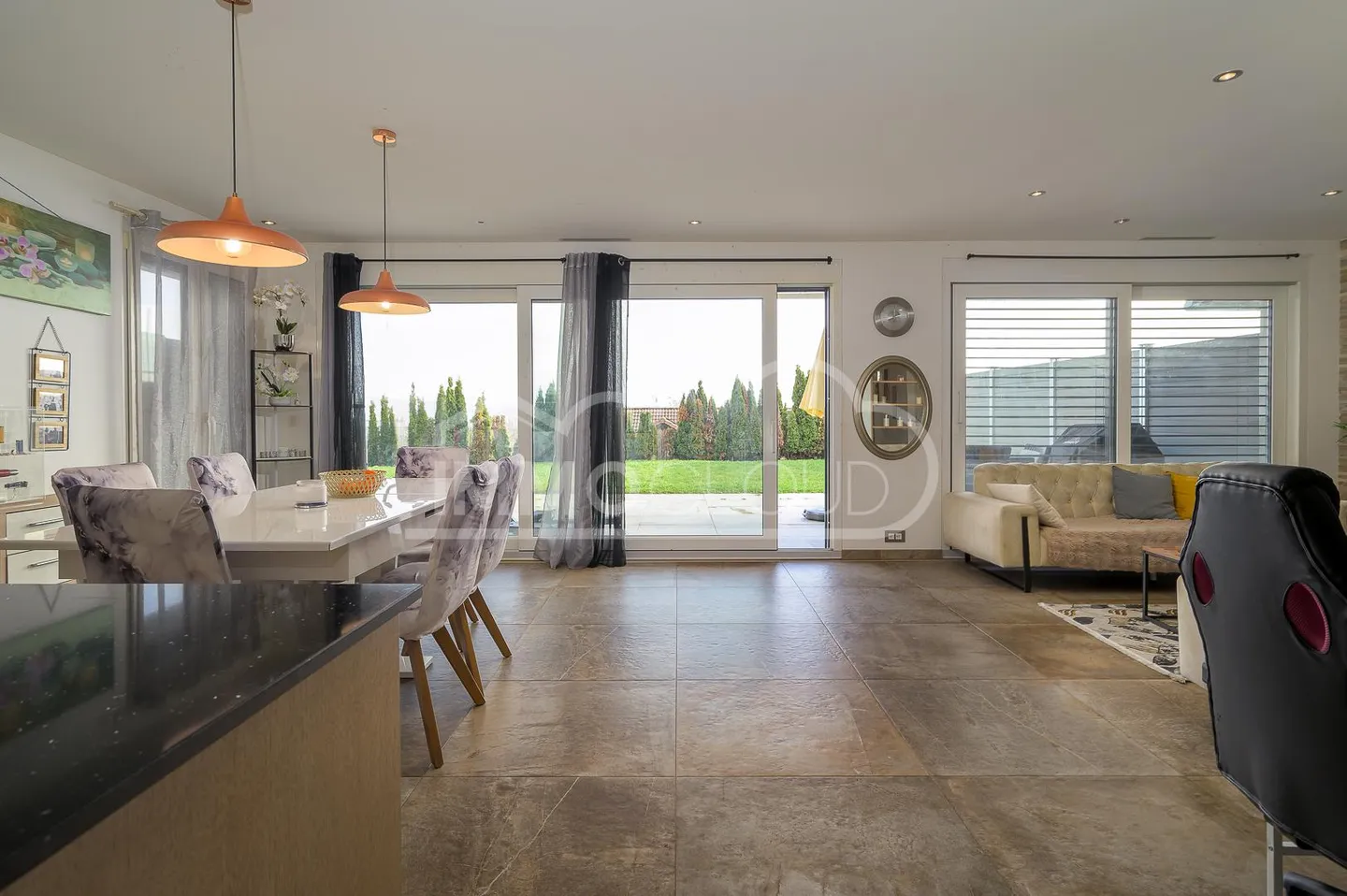 Appartement contemporain avec vue lac - Photo 4 sur 13