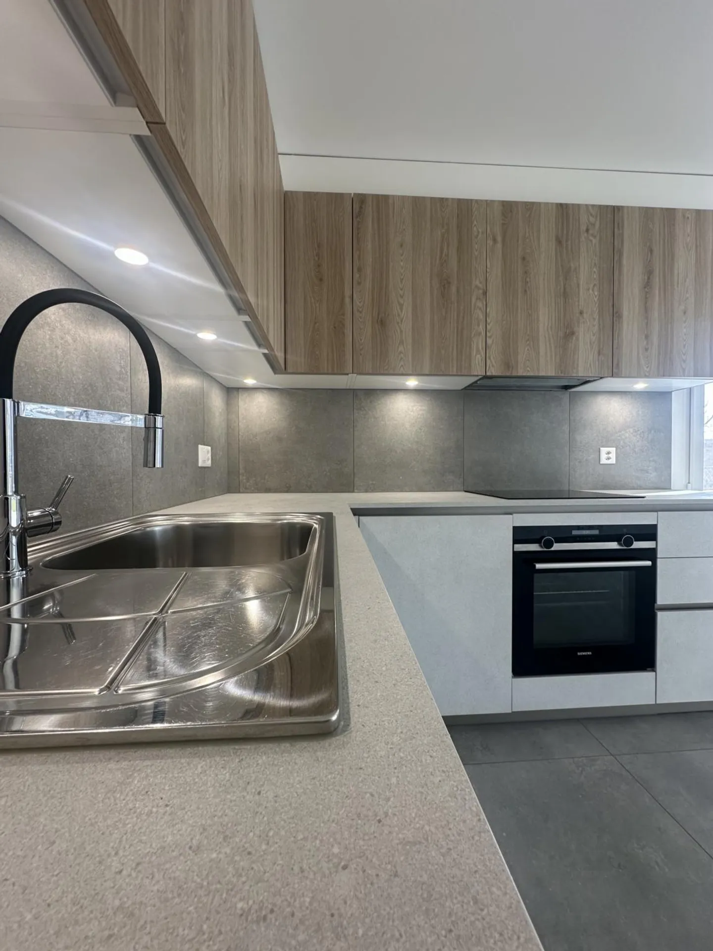 With terrace and garden - Photo 3 of 12