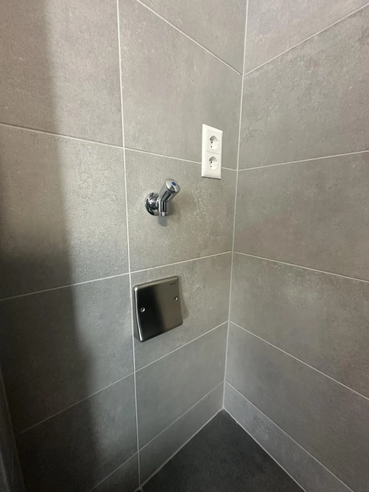 With terrace and garden - Photo 6 of 12