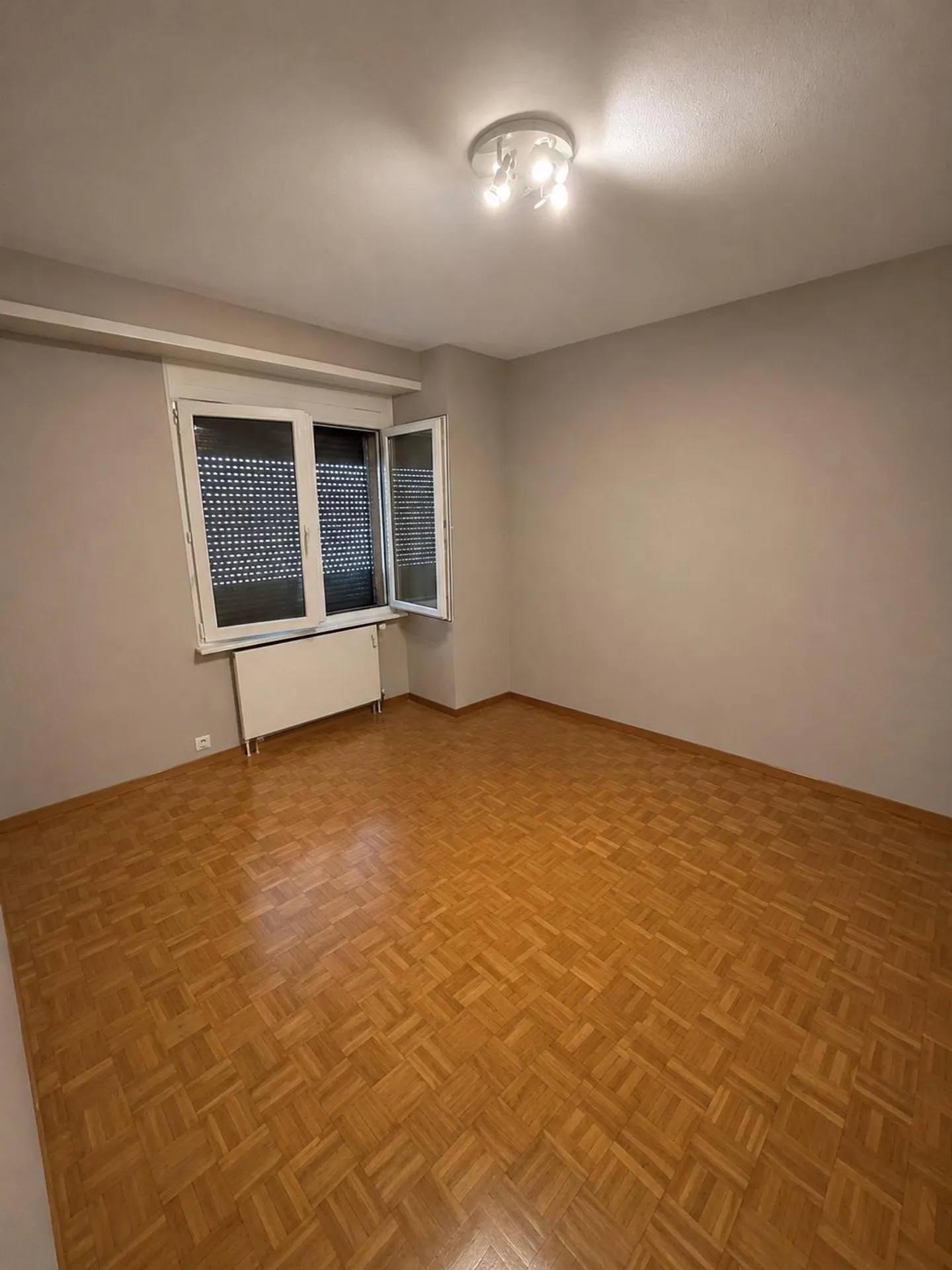 2.5 room renovated - Photo 2 of 6