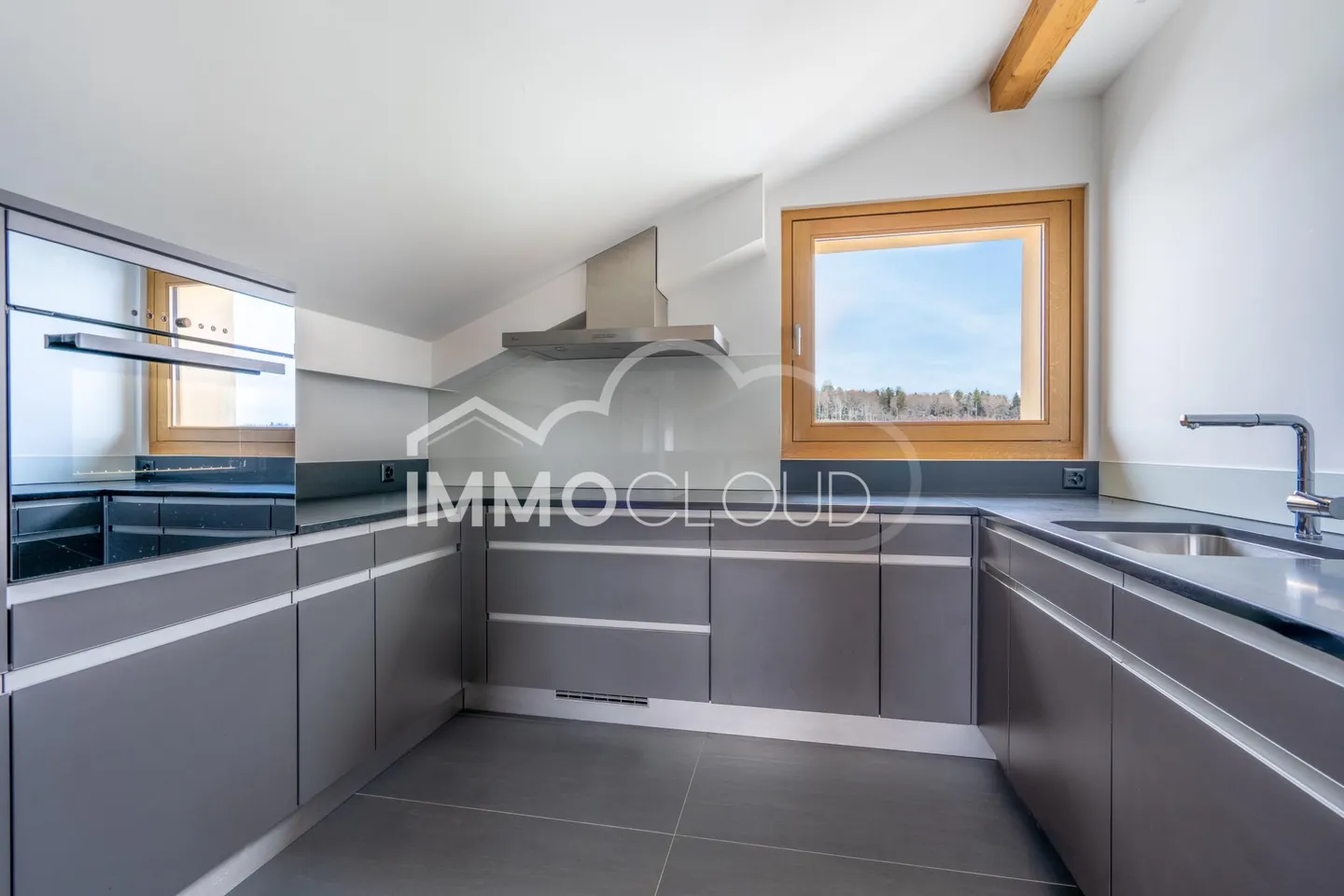 Super appartamento con carattere nel cuore della campagna! - Foto 4 di 13