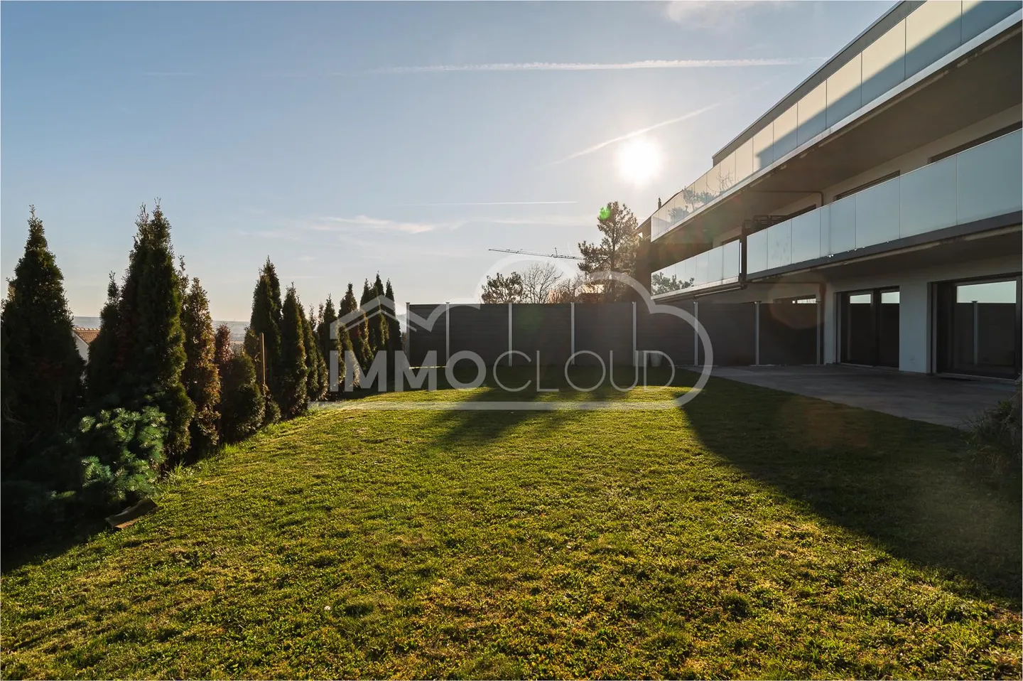 Der Stand mit Seeblick! ANGEBOTEN AUF IHRE NOTARKOSTEN CHF 1'000.-! - Foto 1 von 13