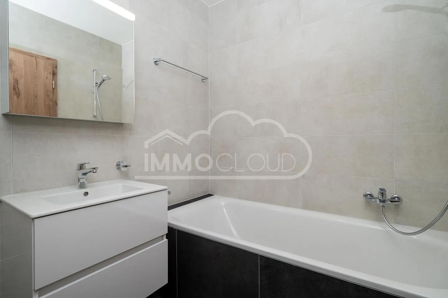 Neues Apartment mit Balkon! - Foto 7 von 13