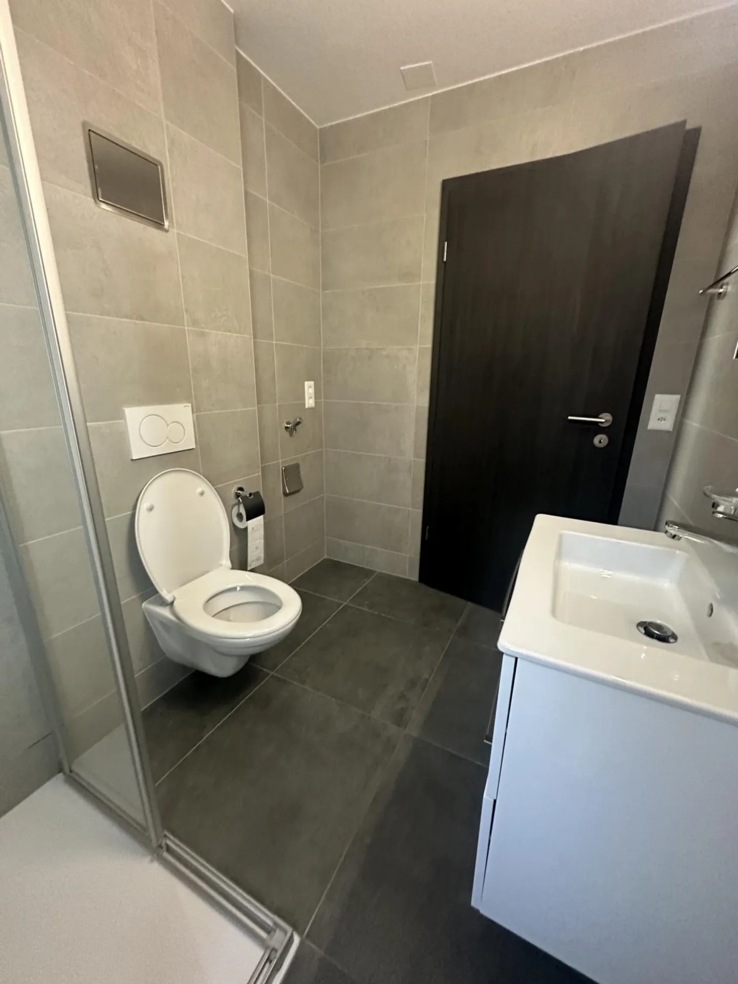 With terrace and garden - Photo 7 of 12