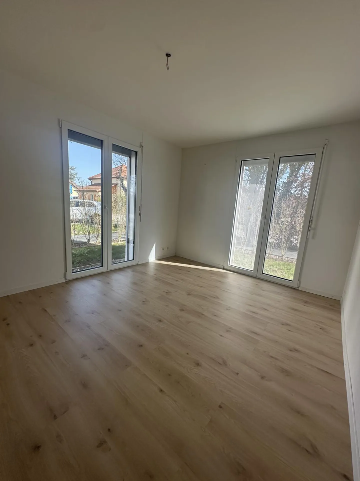 With terrace and garden - Photo 9 of 12