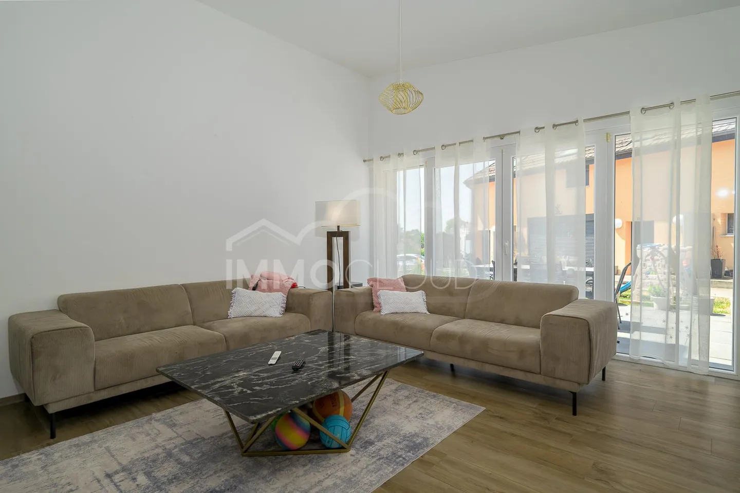 Renovated income property with development reserve - Photo 8 of 13