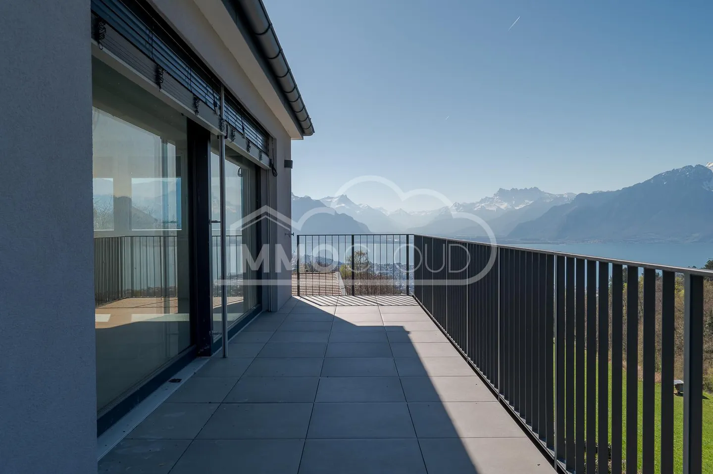 Vista mozzafiato - Appartamento nuovo! - Foto 7 di 10