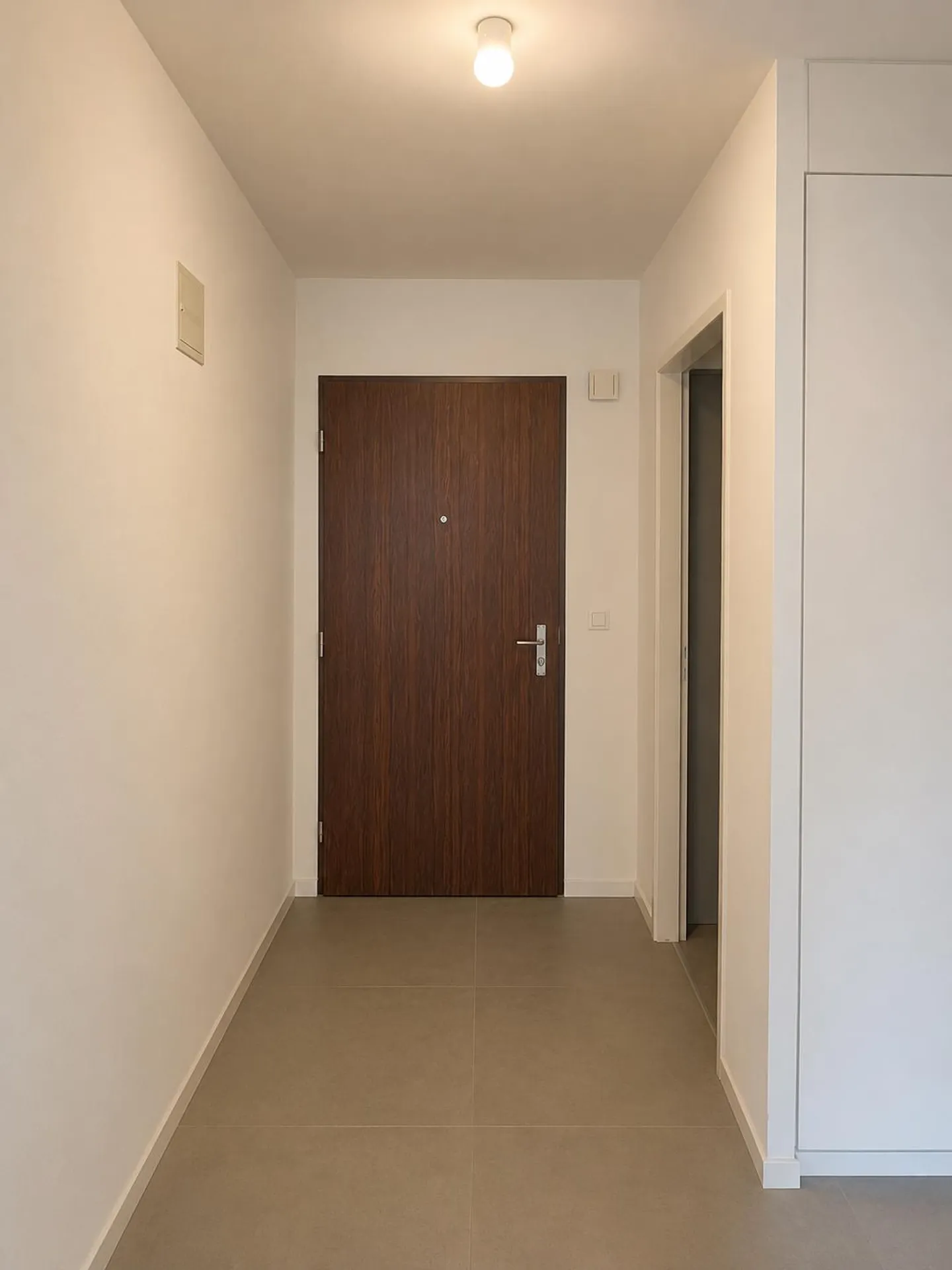 2.5 room renovated - Photo 4 of 6