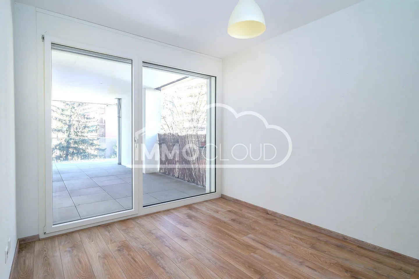 A few steps from the lake and close to the center! - Photo 4 of 12