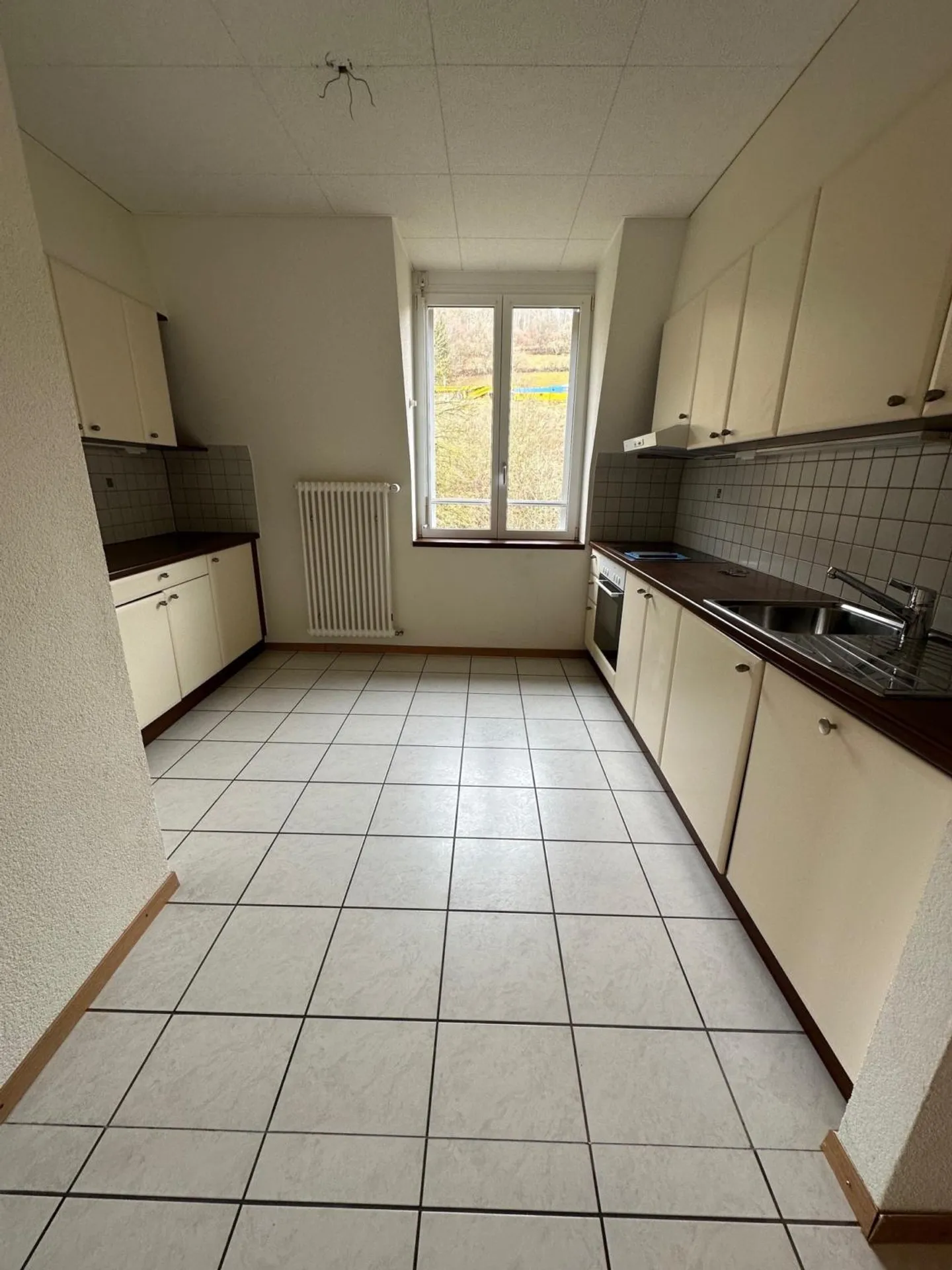 3.5 rooms on the top floor! - Photo 7 of 13