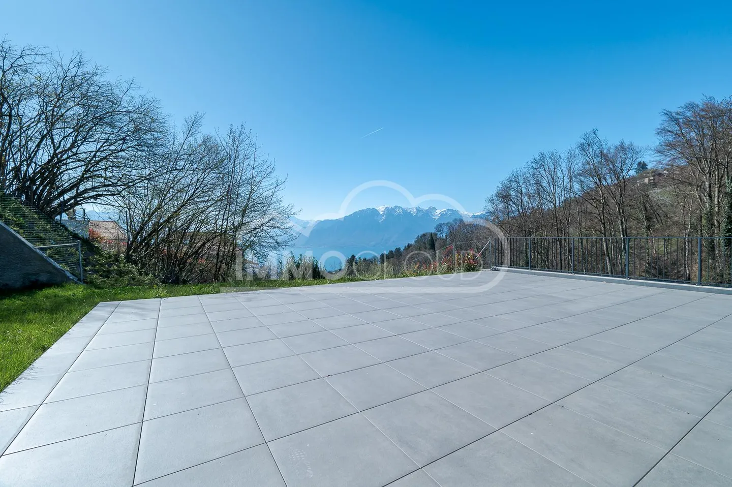 Vista mozzafiato - Appartamento nuovo! - Foto 2 di 9