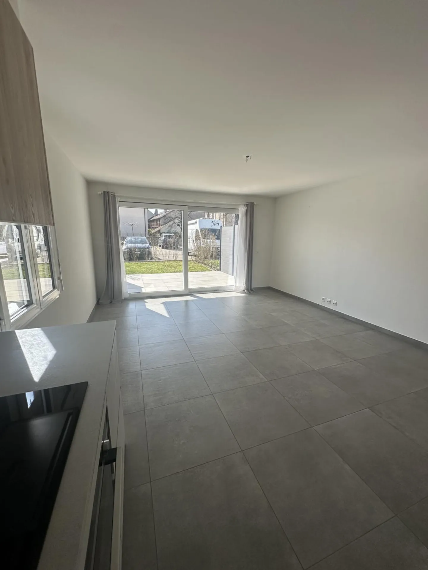 With terrace and garden - Photo 2 of 12