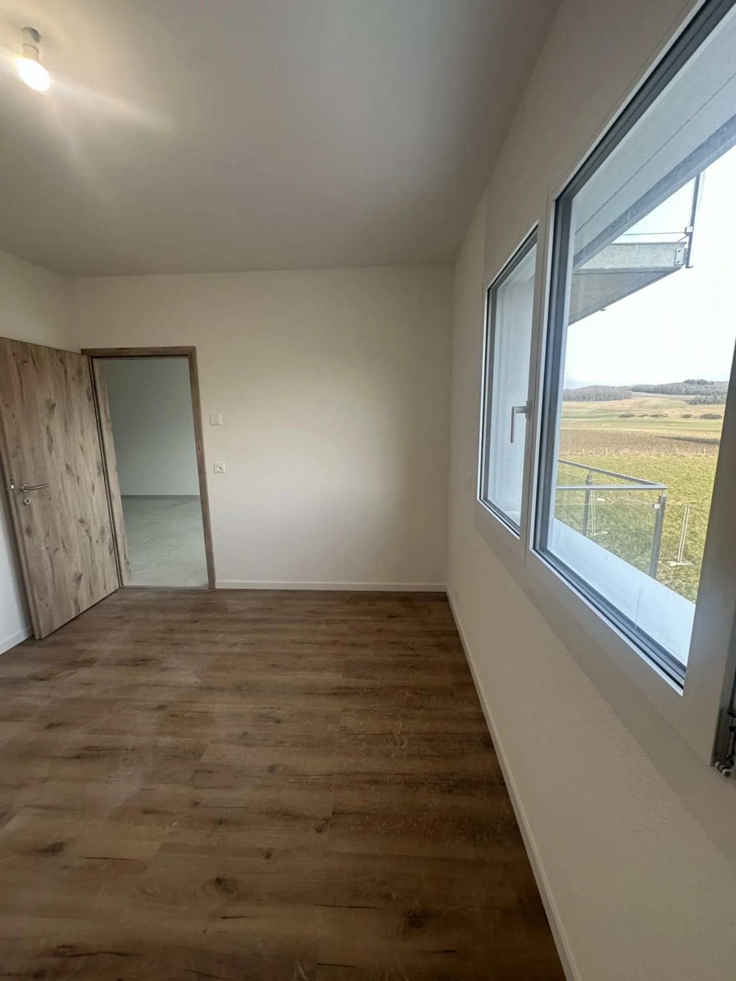 New apartment with balcony! - Photo 5 of 9