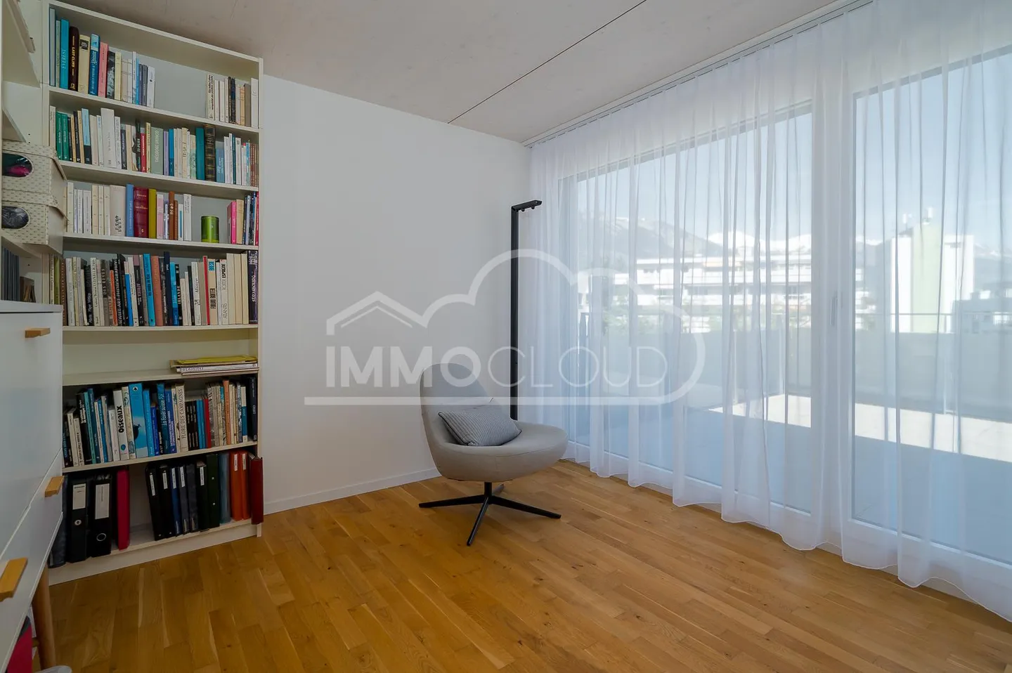 Penthouse in neuwertigem Zustand! Vollständige Privatsphäre - Foto 10 von 13