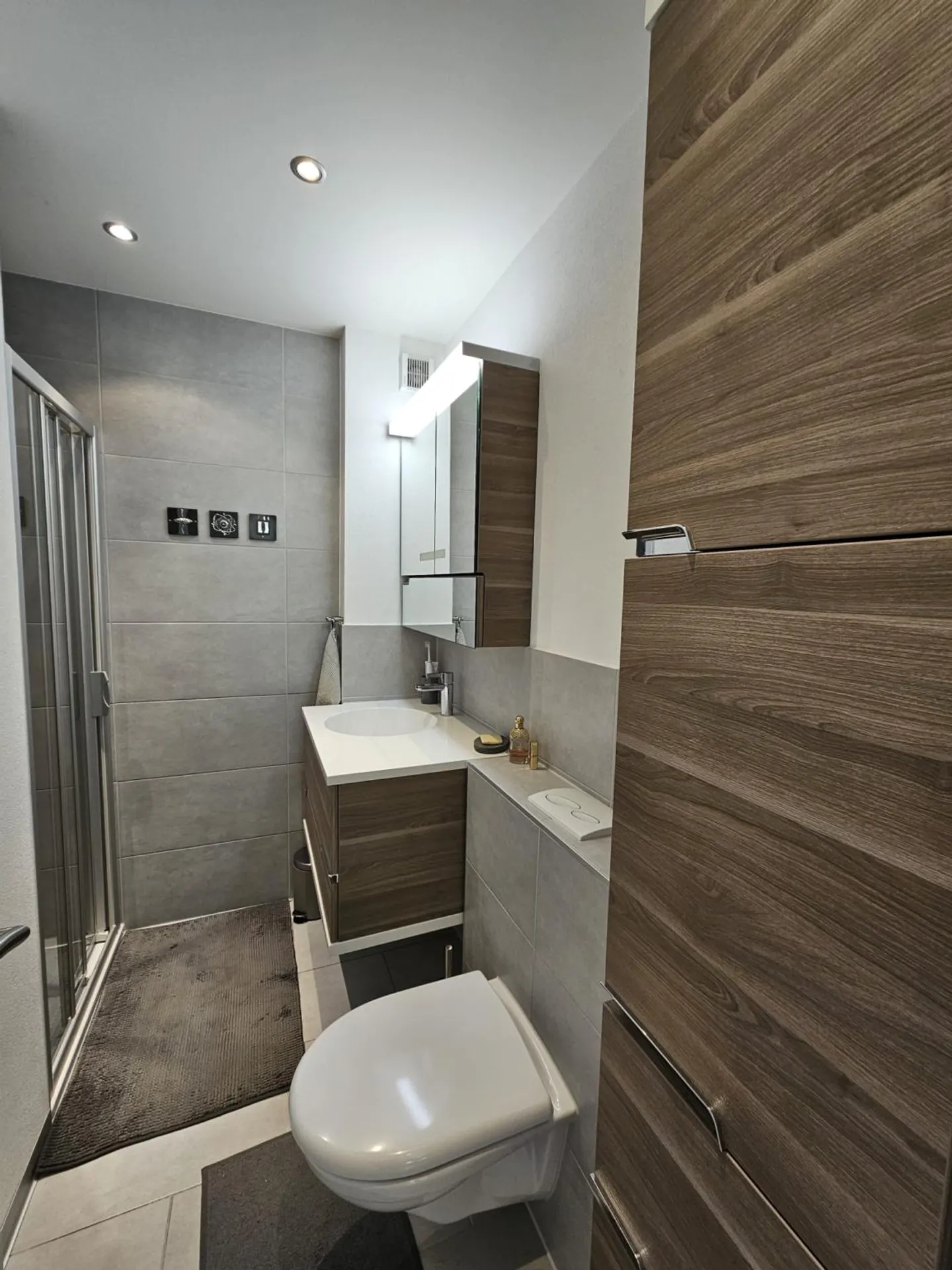 Appartement Familial Charmant avec Jardin - Photo 9 sur 12