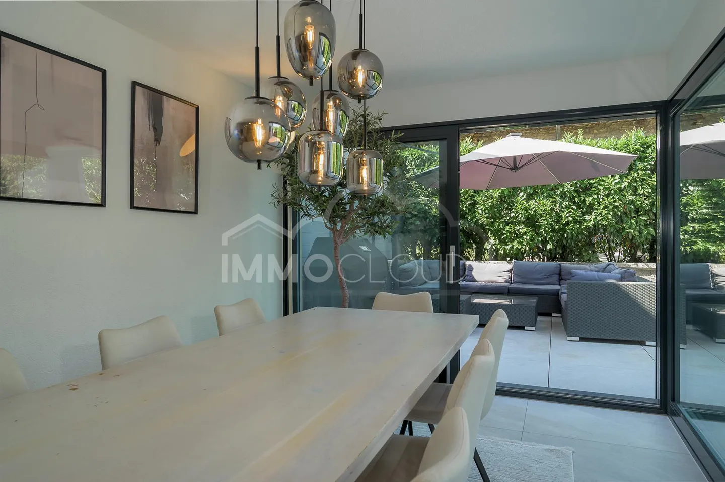 Duplex with terrace - Photo 4 of 13