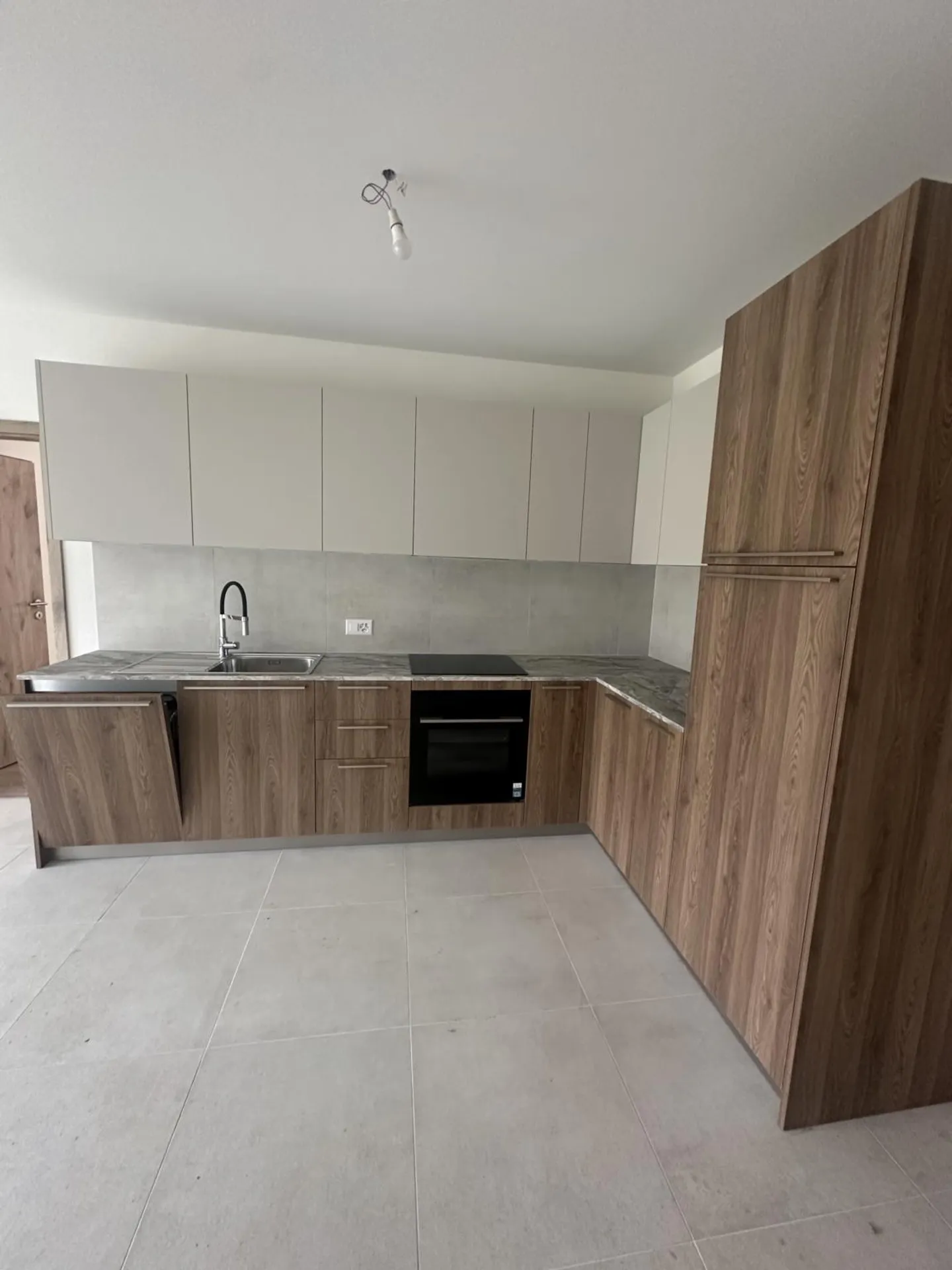 New apartment with balcony! - Photo 2 of 9