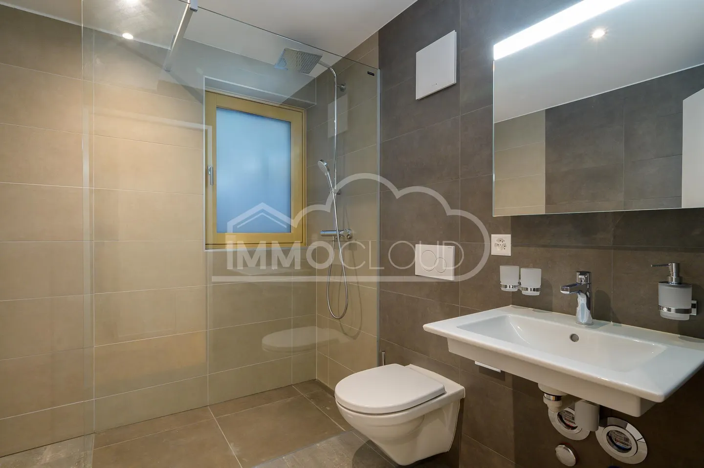 New Duplex with Terraces - Photo 12 of 13
