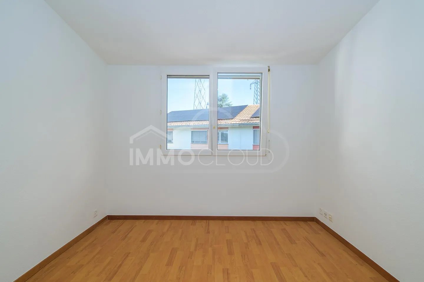 Appartement spacieux au dernier étage - Photo 9 sur 10