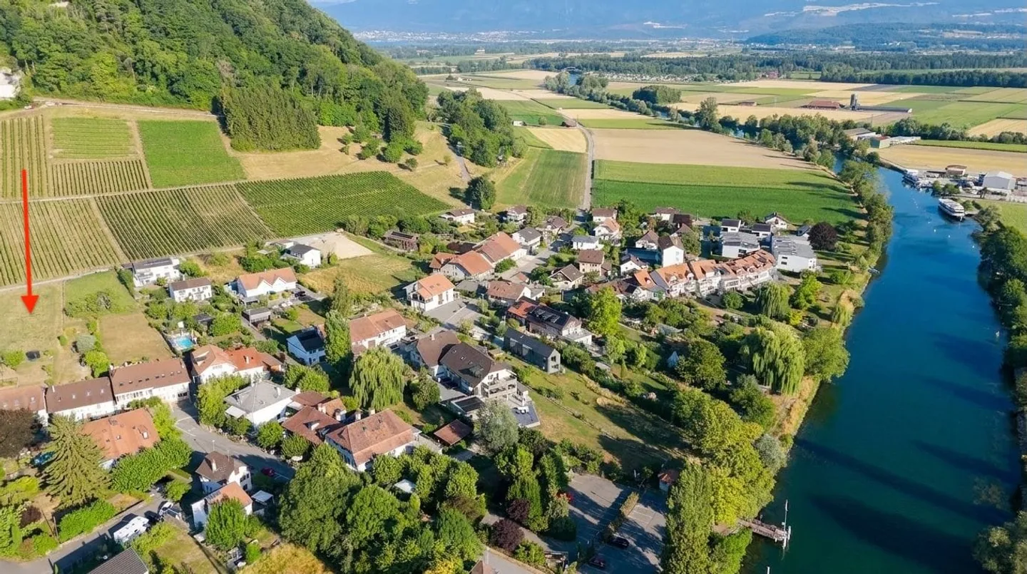 Bauland-Rarität zwischen  Weinbergen, See und Broye-Kanal | Rare parcelle à bâtir entre vignobles, lac et canal de la Broye - Foto 4 von 6