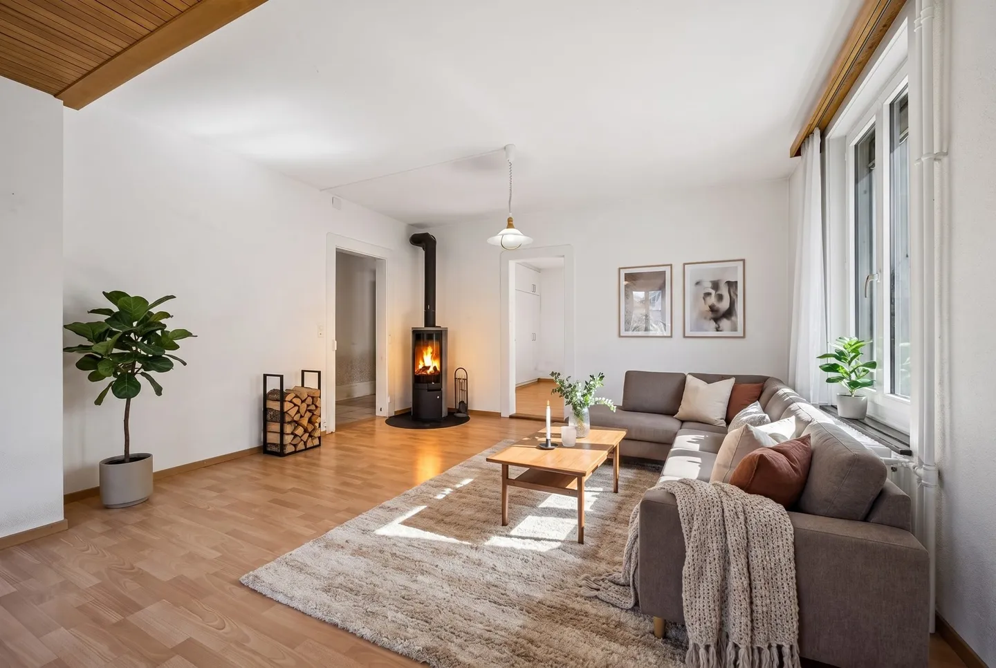 Dreifamilienhaus in Bern-Bümpliz mit Garten und seltenem Potenzial - Photo 3 of 13
