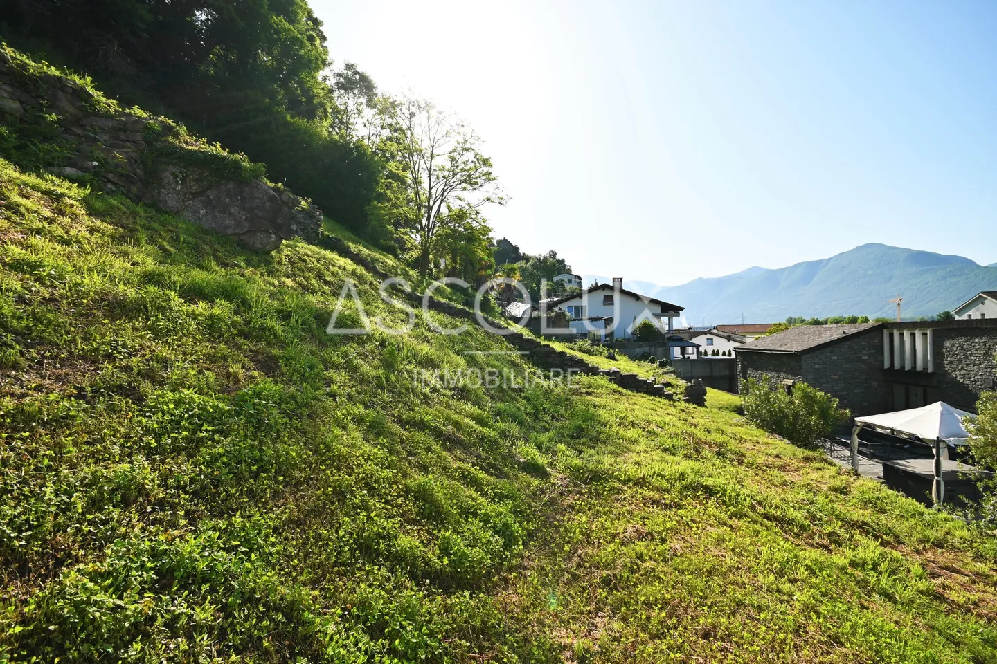 Building plot of 1'070 m2 with panoramic views - Photo 6 of 9