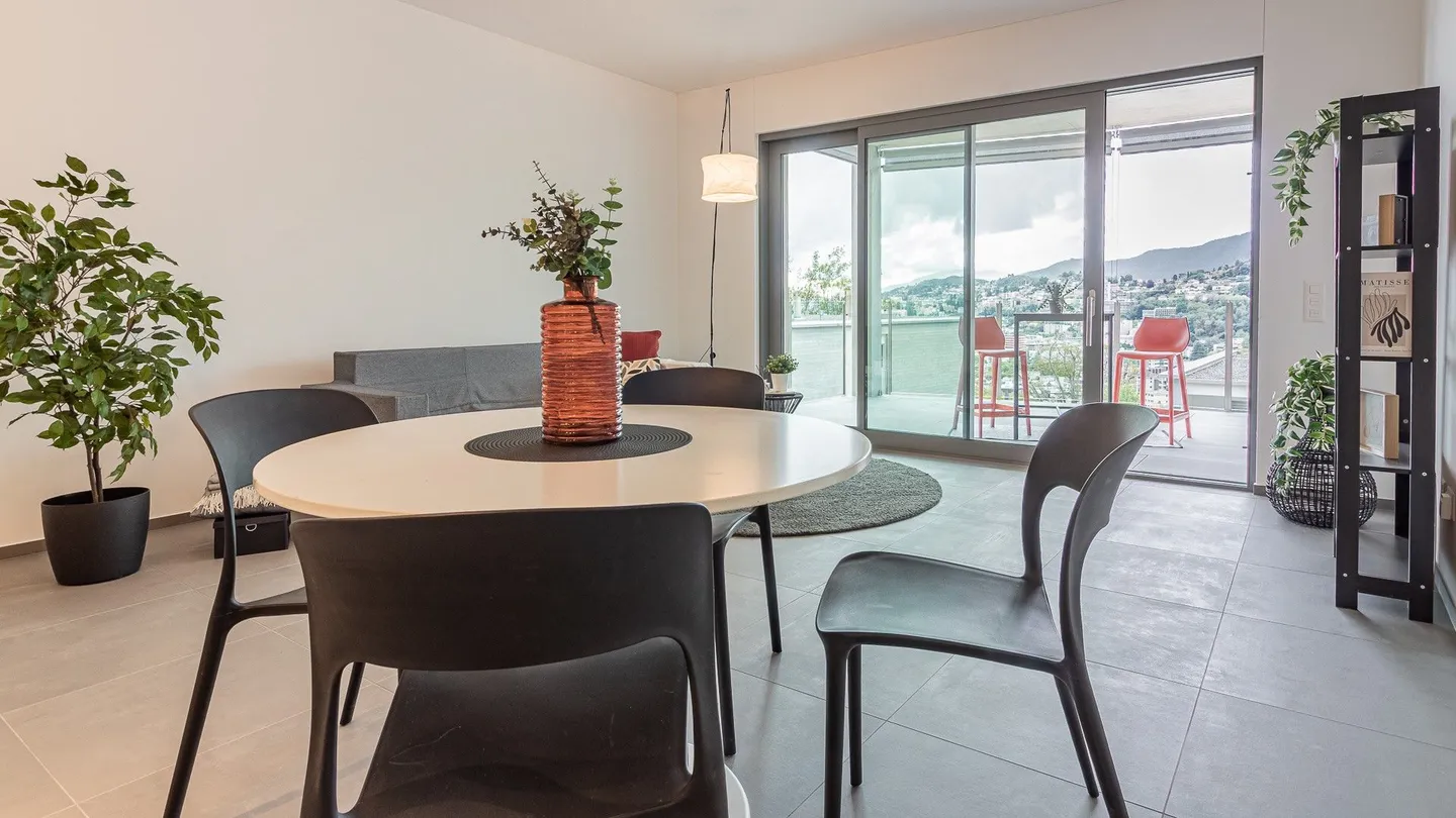 Spazi moderni e tranquilli - 3.5 locali con giardino - Foto 11 di 13