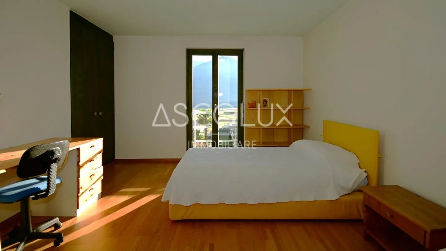 Detached house with panoramic views and plenty of space – ideal as a primary or secondary residence - Photo 9 of 13
