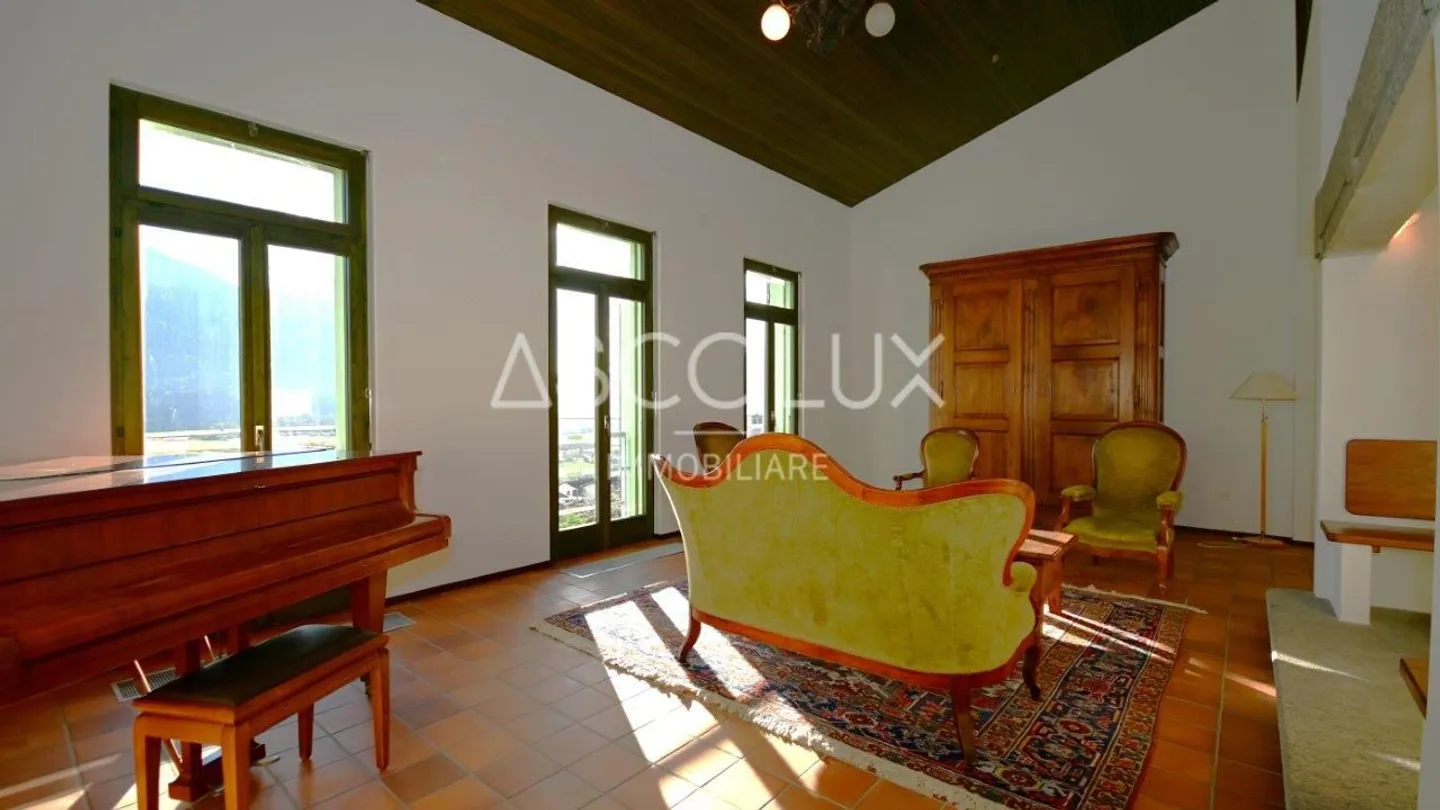 Detached house with panoramic views and plenty of space – ideal as a primary or secondary residence - Photo 7 of 13