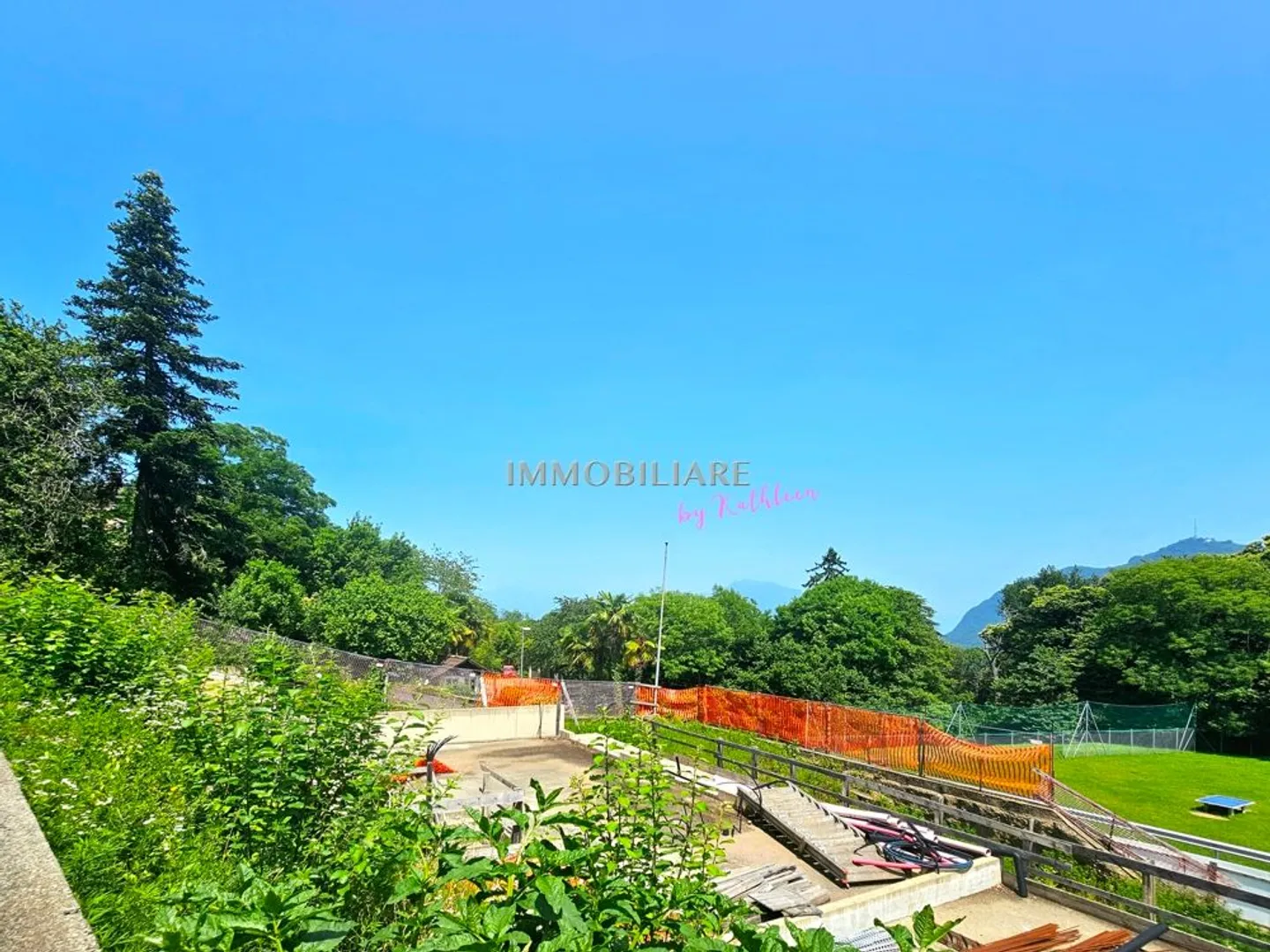 Terrain à bâtir pour un immeuble collectif avec 3 appartements - Photo 5 sur 13