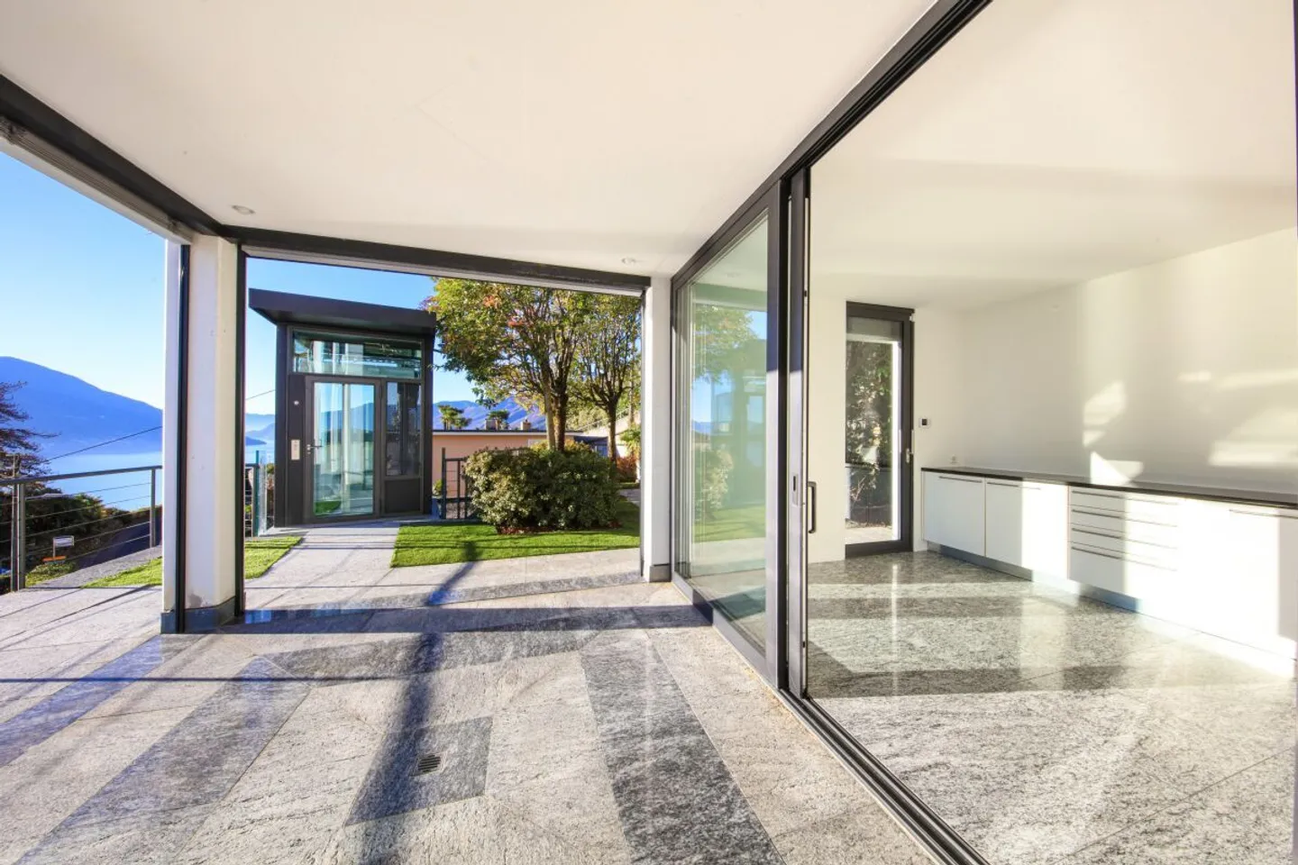 Villa Ronco - Photo 1 sur 13