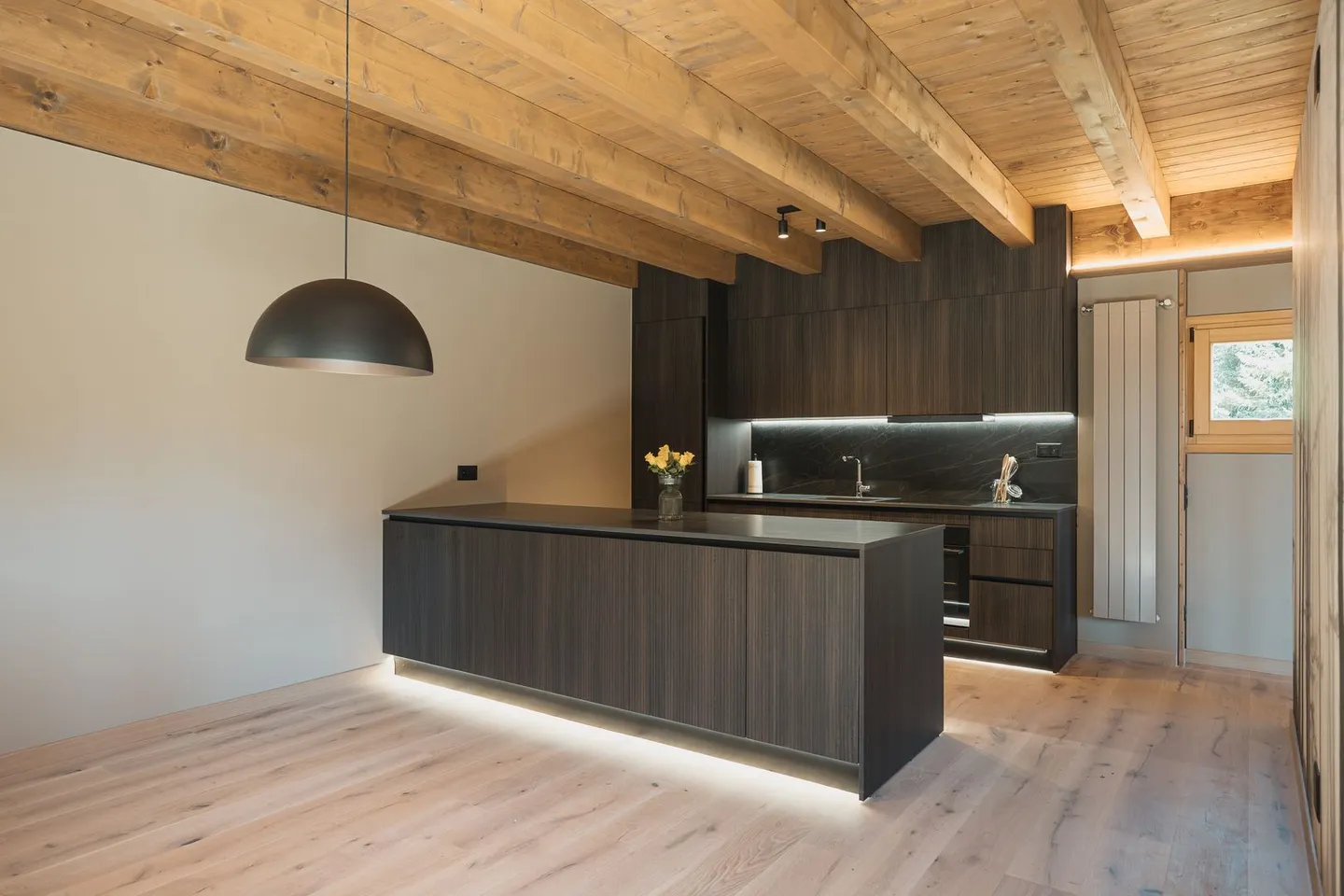 Exclusive Chalet in Nature - Photo 9 of 13