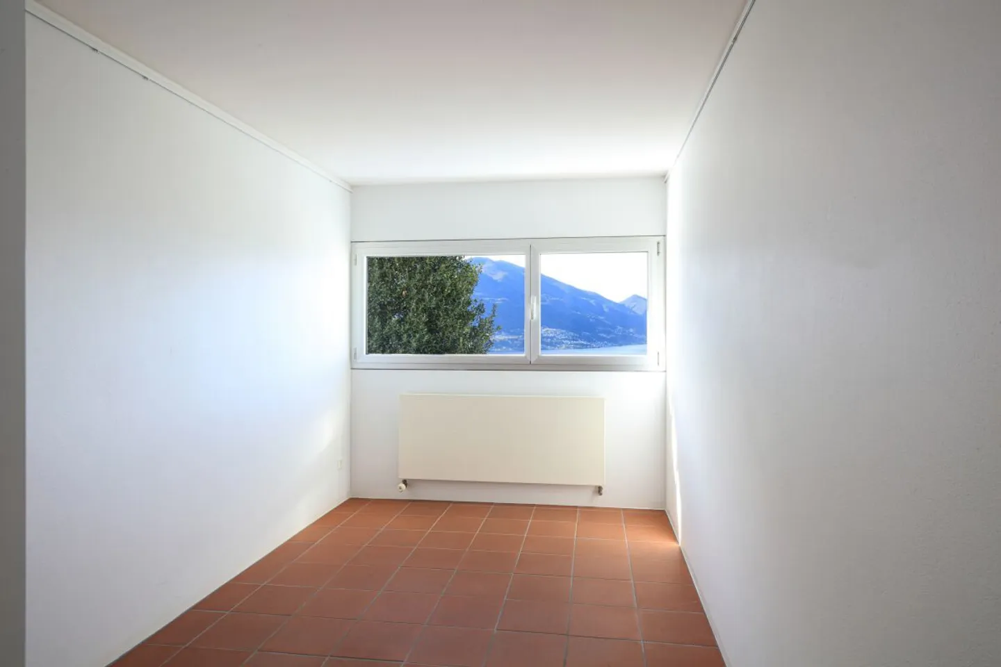 Panorama Duplex Gordemo - Photo 9 of 13