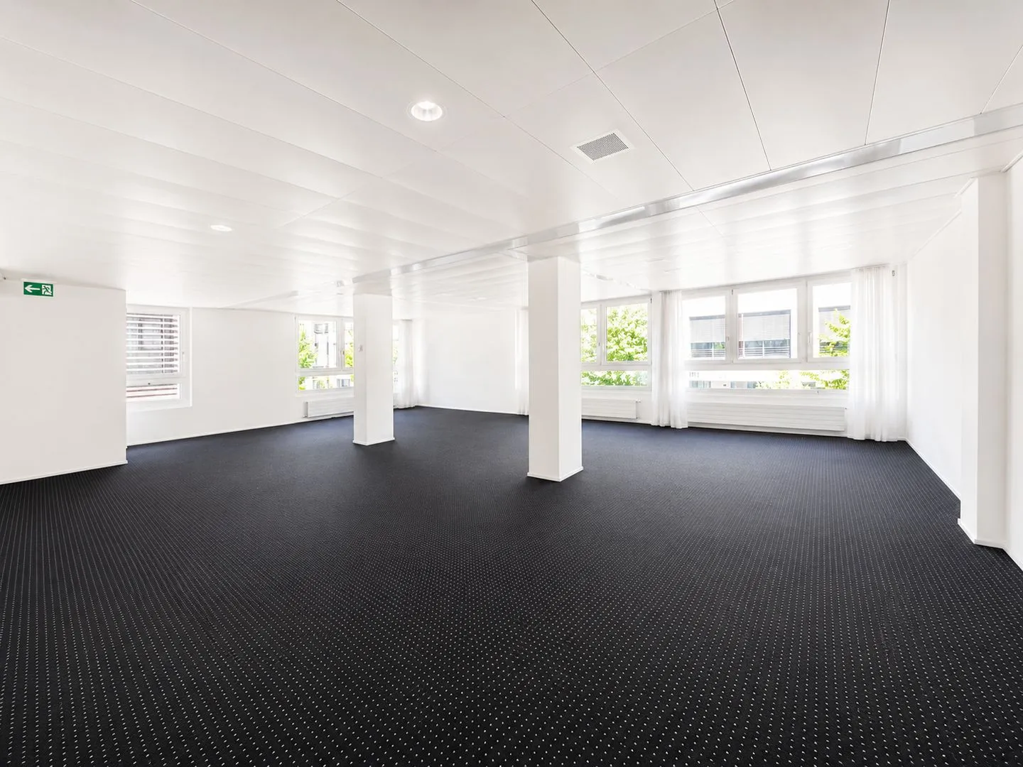 Interesting commercial space for use as an office - Photo 1 of 11