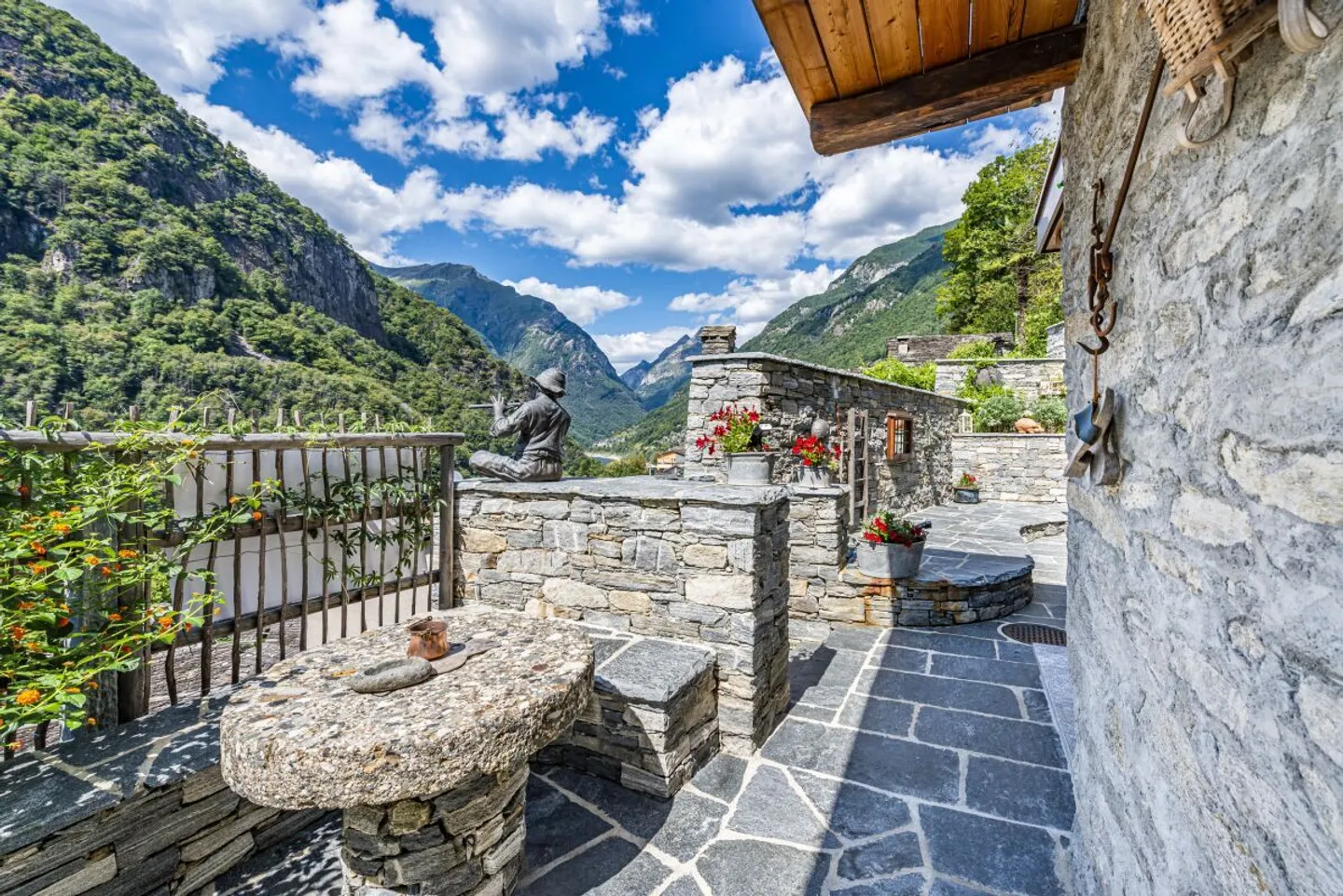 Rustico with Mill - Photo 2 of 13