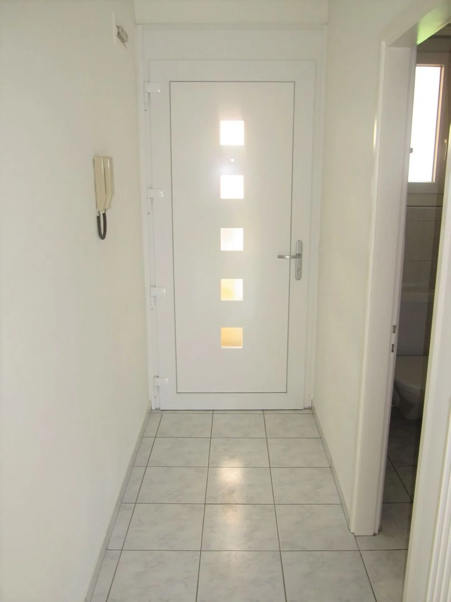 Charming 1.5-room apartment near Lake Maggiore - Photo 9 of 13