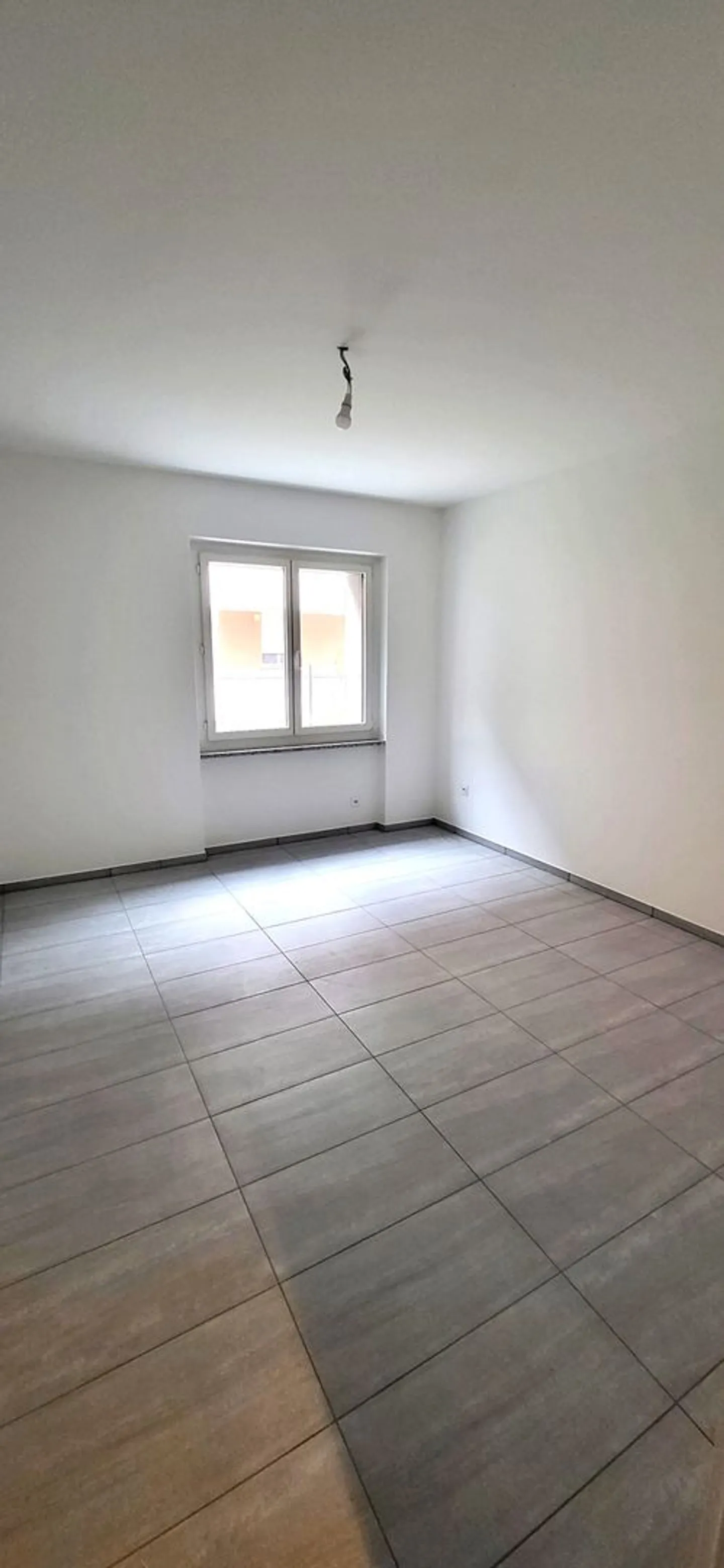 2.5 Room Apartment with Garden - Photo 6 of 10