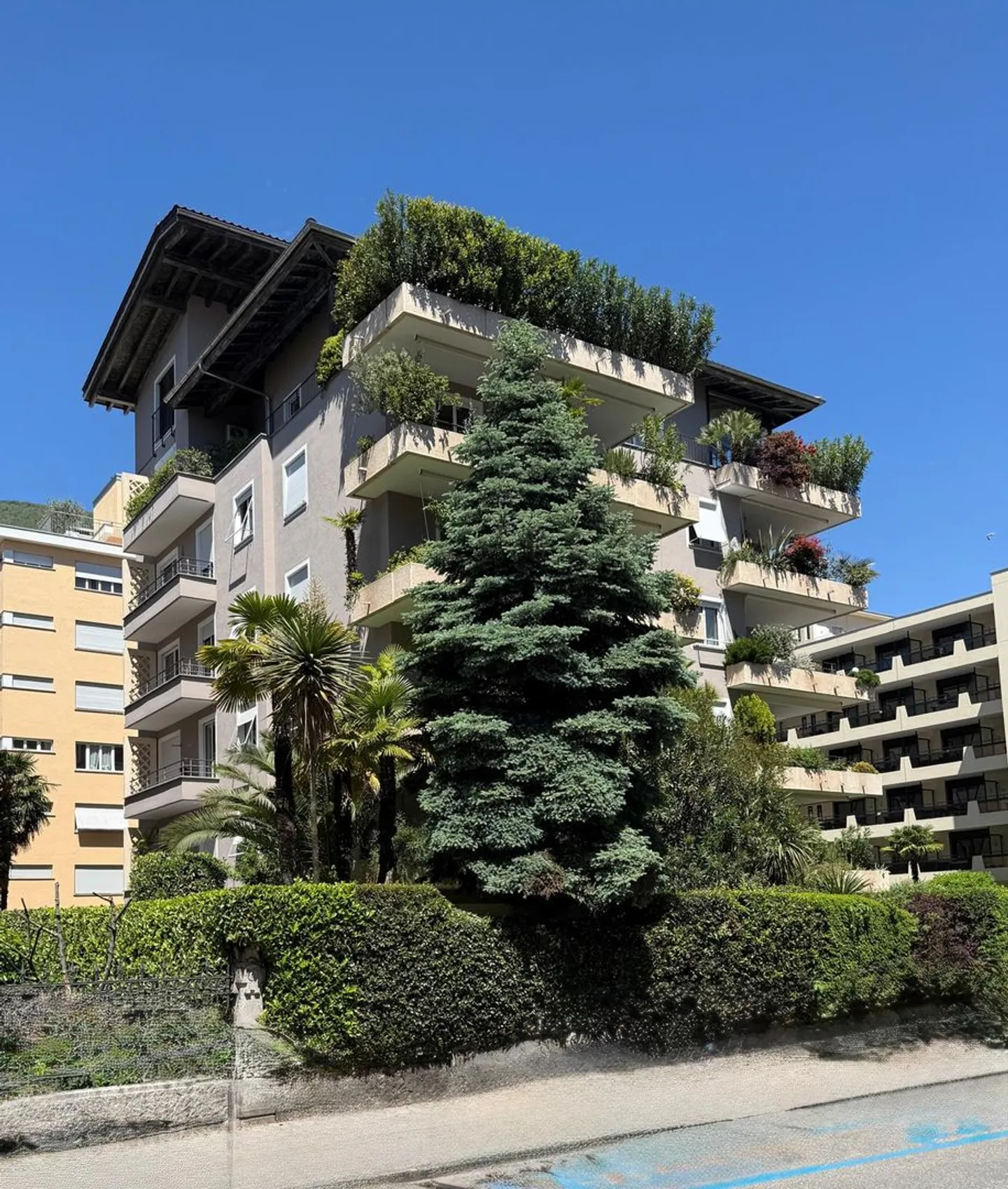 Elegante appartamento di 4,5 stanze nel cuore della città - Foto 3 di 13