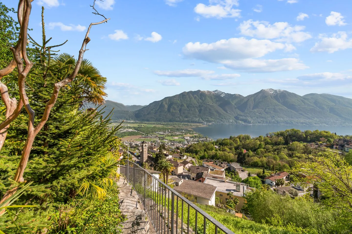 Charmantes Duplex mit Panoramablick - Foto 2 von 13