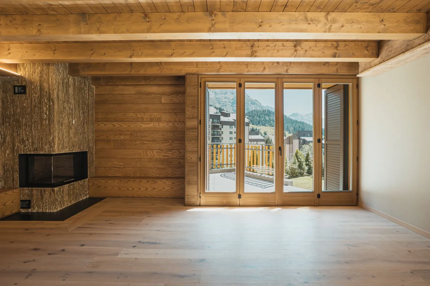 Exclusive Chalet in Nature - Photo 3 of 13