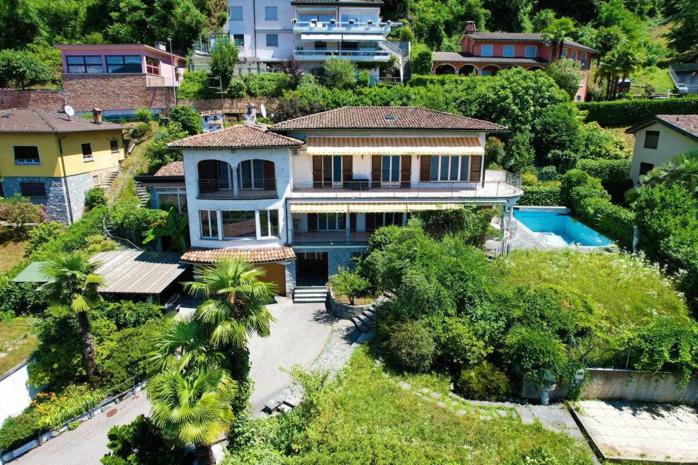 Mittelmeer-Villa mit Seeblick - Foto 4 von 13